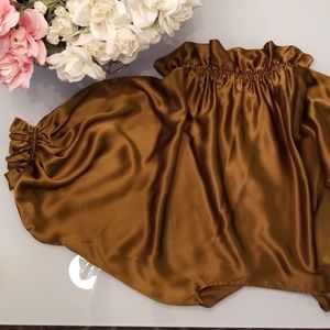 Stunning SILK Radenroro blouse!